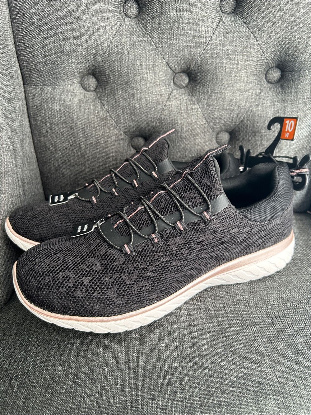 NEW 🆕 Athletic Works Black Knit Slip-On Walking Shoes with Pink Accents 10